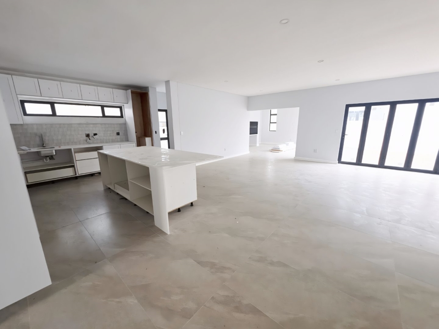 4 Bedroom Property for Sale in Sandown Western Cape